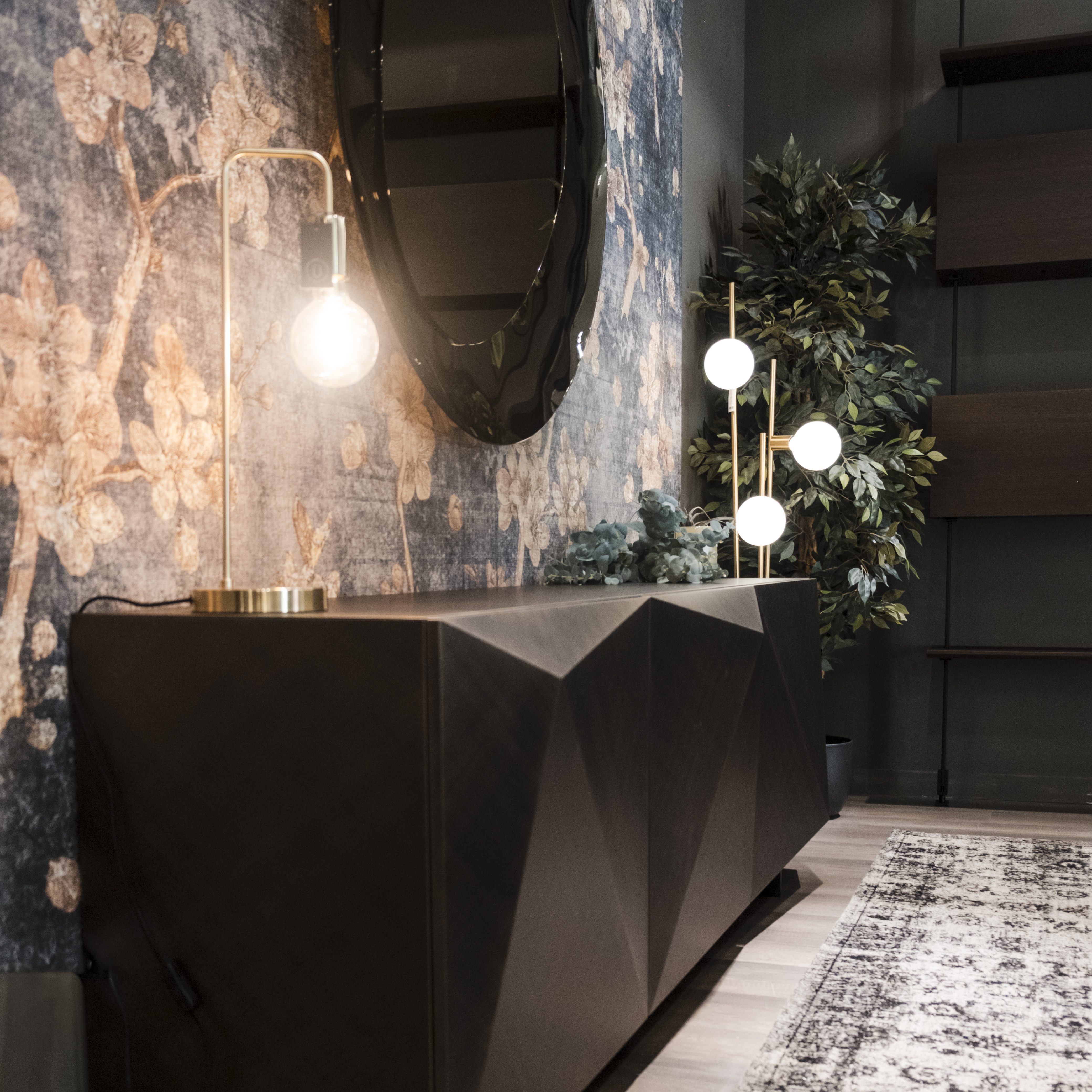 Showroom Cattelan 14